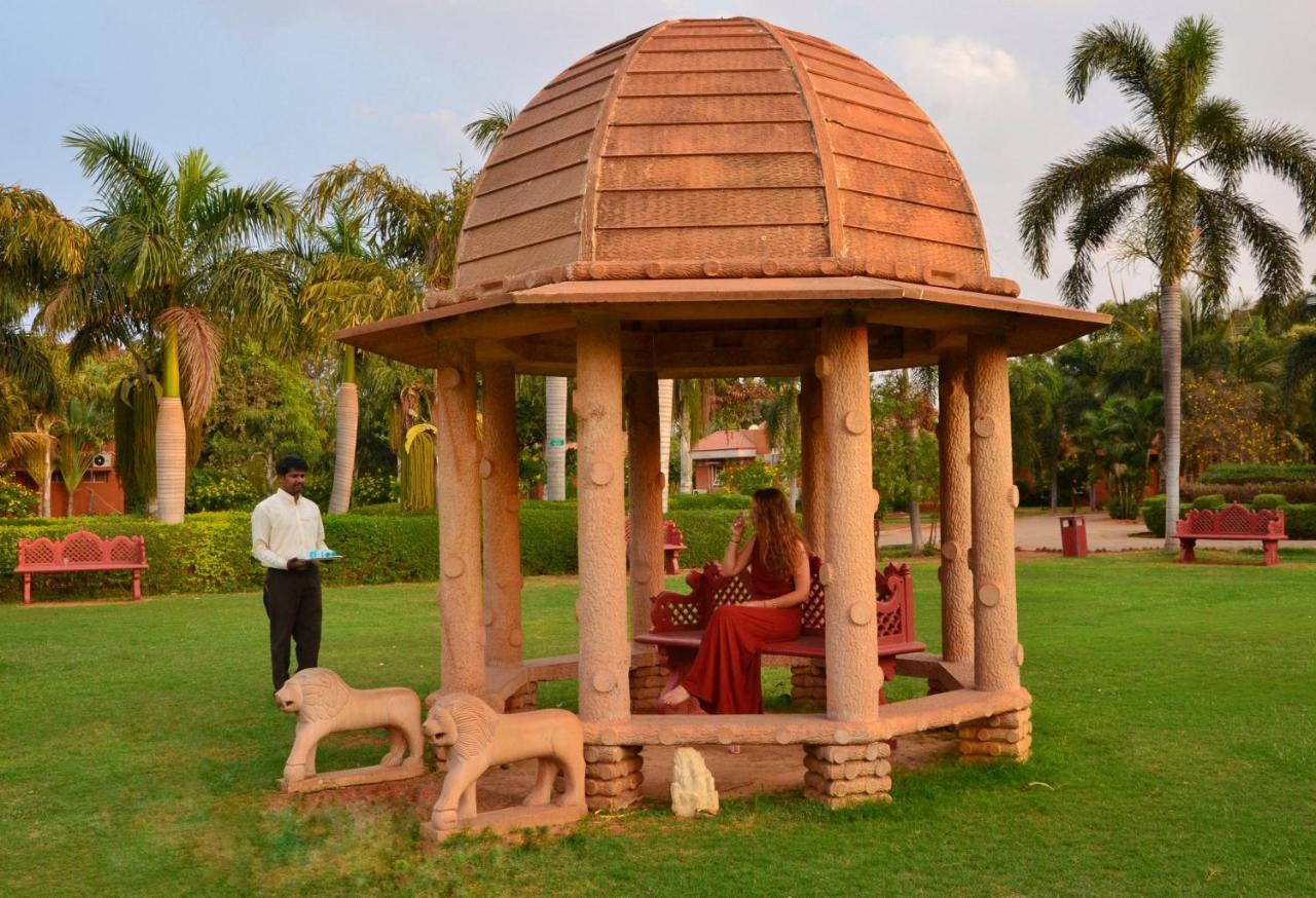 Vijayshree Resort, Hampi Exterior foto